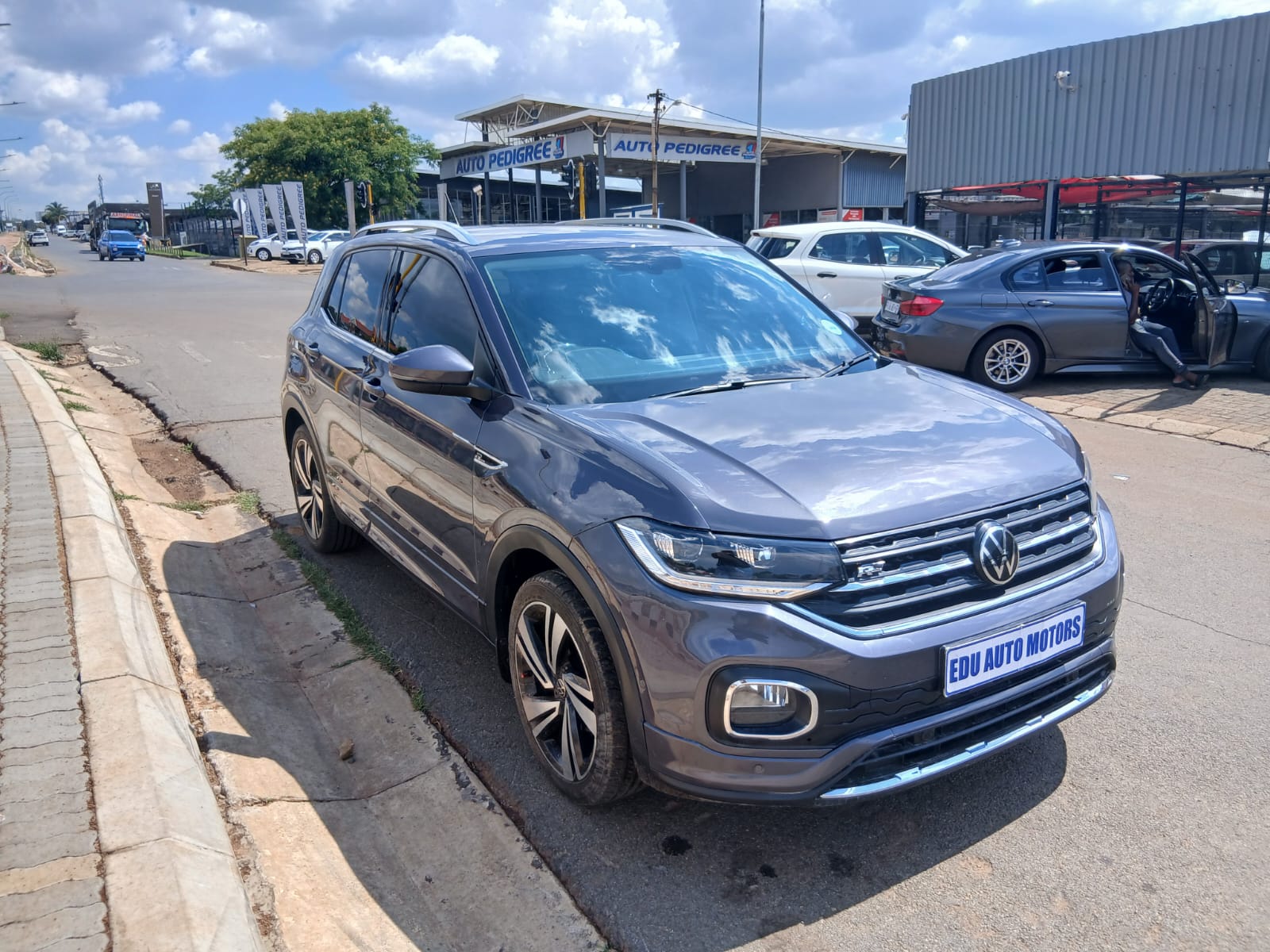 Used 2023 Volkswagen T-Cross 1.0TSI 70kW Comfortline R-Line