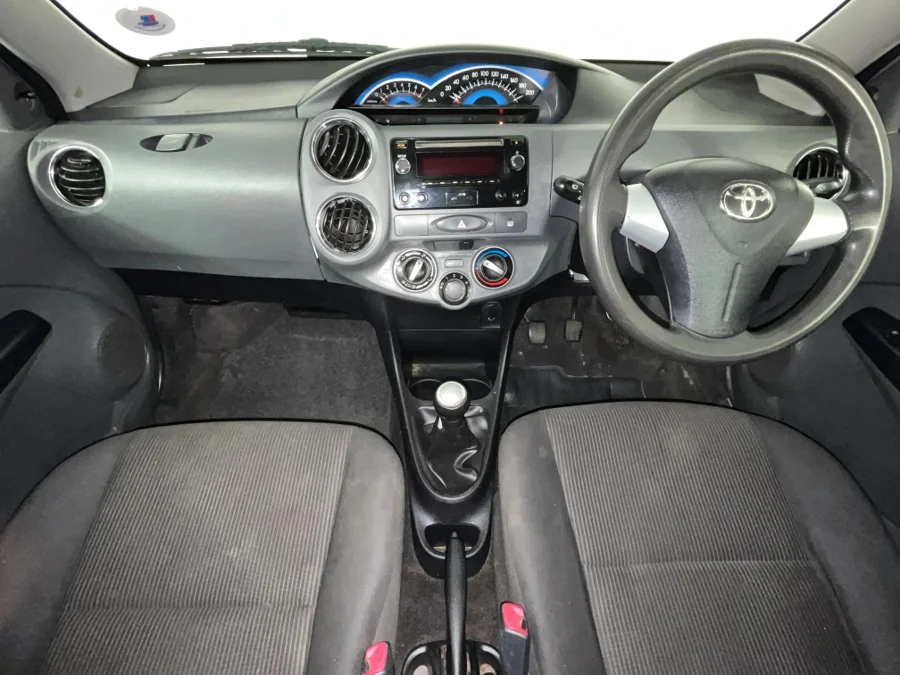 Used 2017 Toyota Etios hatch 1.5 Sprint - WeBuyCars Lansdowne