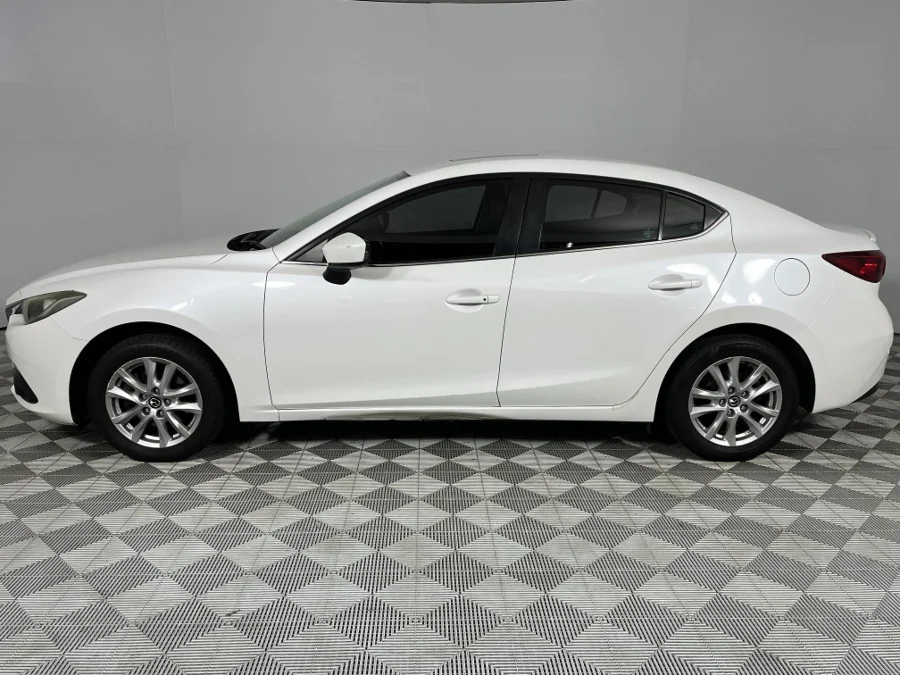 Used 2016 Mazda Mazda3 sedan 2.0 Individual - WeBuyCars Lansdowne