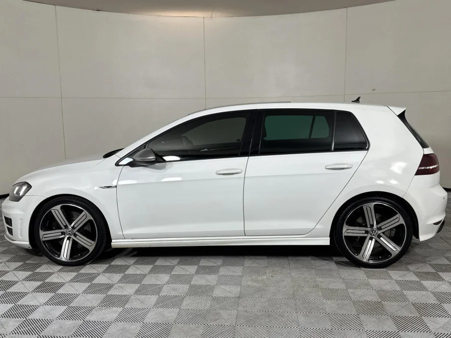Used 2017 Volkswagen Golf R auto - WeBuyCars Midstream Used 2017 Volkswagen Golf R auto - WeBuyCars Midstream
