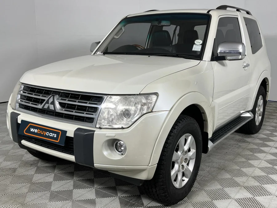 Used 2011 Mitsubishi Pajero 3-door 3.2DI-D GLS Pajero Legend Limited Edition 100 - WeBuyCars George Used 2011 Mitsubishi Pajero 3-door 3.2DI-D GLS Pajero Legend Limited Edition 100 - WeBuyCars George