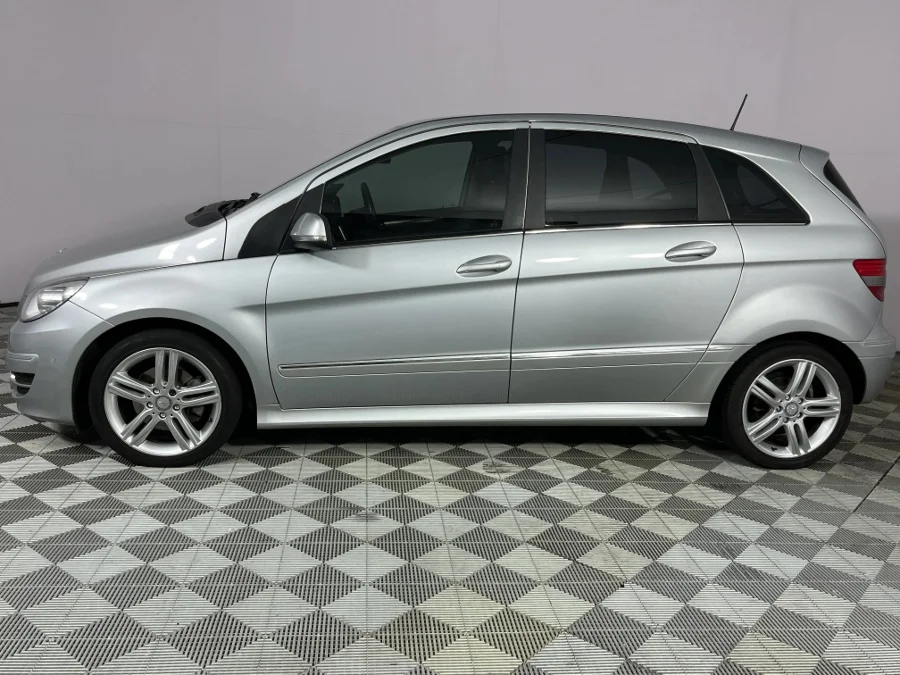 Used 2011 Mercedes-Benz B-Class B200 Sports auto - WeBuyCars Lansdowne