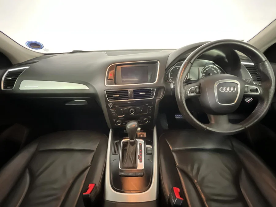 Used 2011 Audi Q5 2.0T quattro auto - WeBuyCars Lansdowne