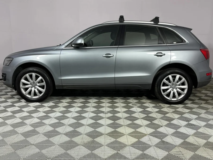 Used 2011 Audi Q5 2.0T quattro auto - WeBuyCars Lansdowne