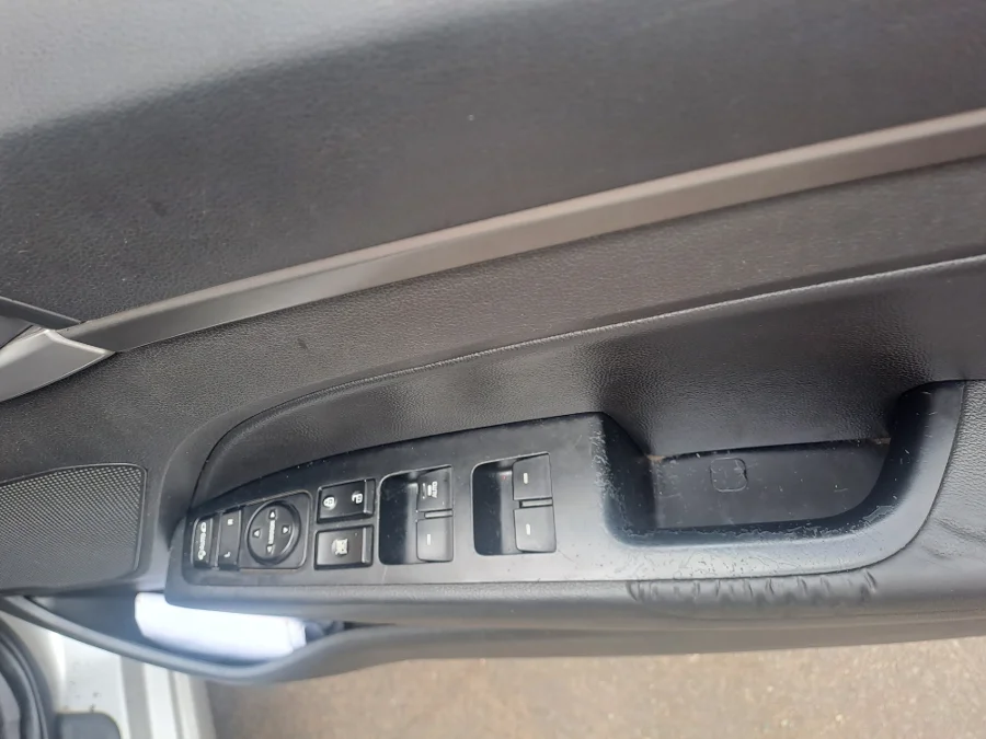 Used 2019 Hyundai Elantra 1.6 GLS - Freeman Cars