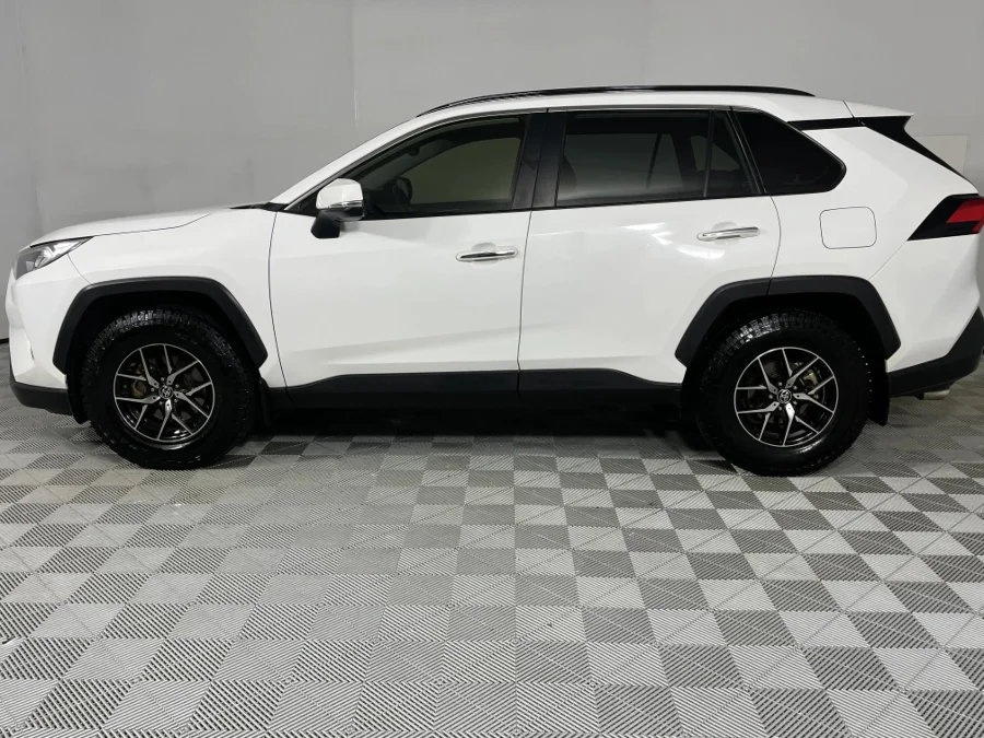 Used 2020 Toyota RAV4 2.5 VX AWD - WeBuyCars Silverlakes