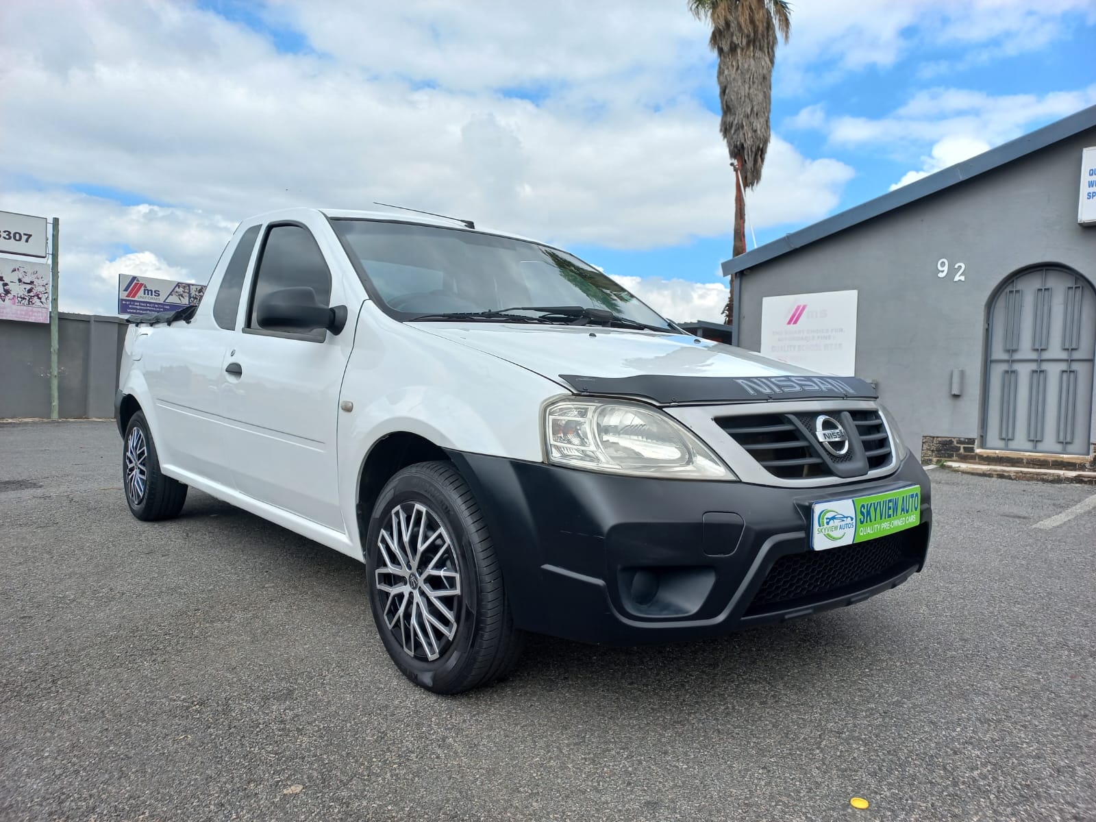 Used 2014 Nissan NP200 1.6i safety pack