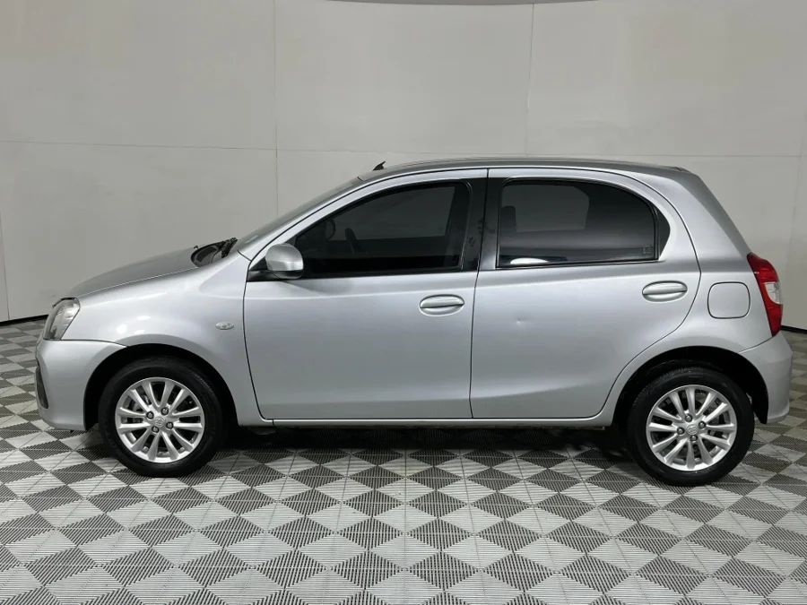 Used 2019 Toyota Etios hatch 1.5 Sprint - WeBuyCars JHB South Used 2019 Toyota Etios hatch 1.5 Sprint - WeBuyCars JHB South