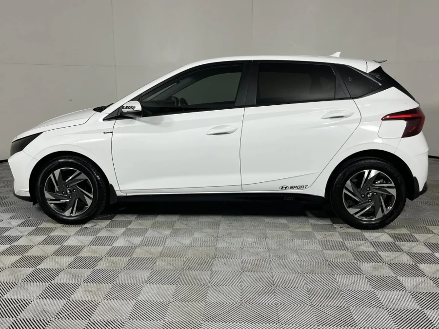 Used 2023 Hyundai i20 1.0T Fluid auto - WeBuyCars Riverhorse Used 2023 Hyundai i20 1.0T Fluid auto - WeBuyCars Riverhorse