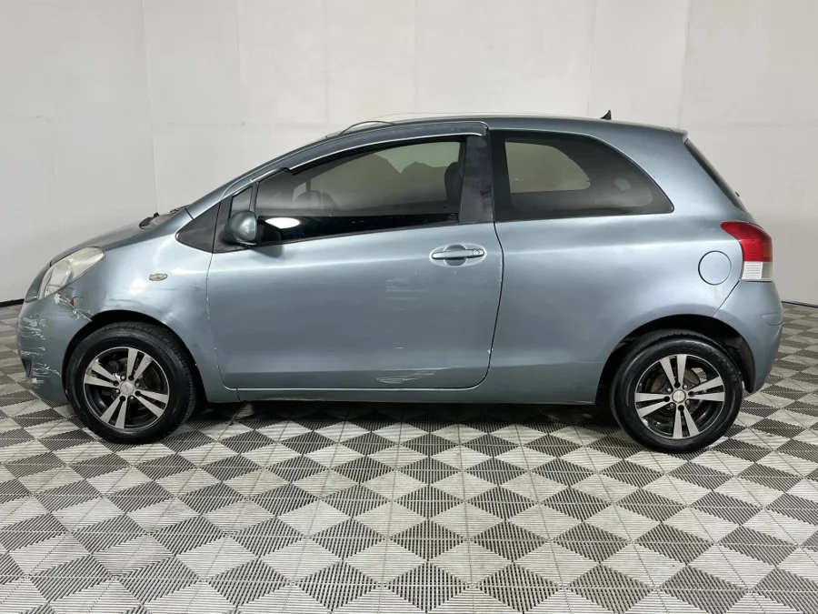 Used 2009 Toyota Yaris 1.0 3-door T1 - WeBuyCars George Used 2009 Toyota Yaris 1.0 3-door T1 - WeBuyCars George