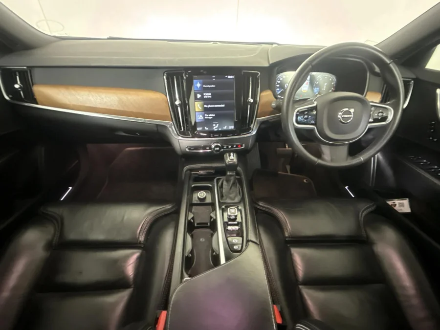 Used 2018 Volvo S90 T5 Inscription - WeBuyCars Midstream
