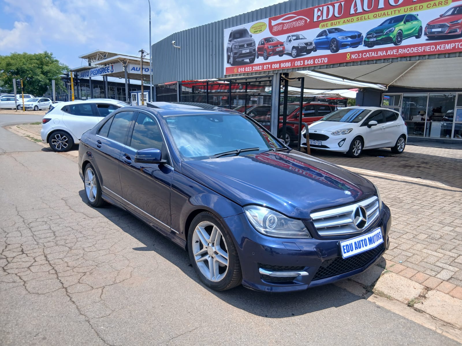 Used 2019 Mercedes-Benz C-Class C180 estate Exclusive