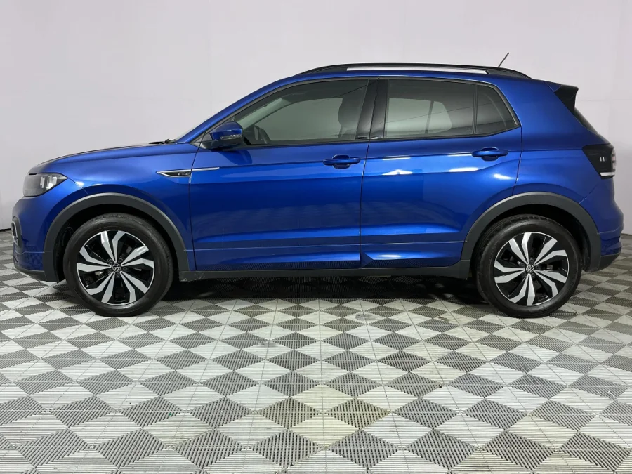 Used 2022 Volkswagen T-Cross 1.5TSI 110kW R-Line - WeBuyCars Lansdowne Used 2022 Volkswagen T-Cross 1.5TSI 110kW R-Line - WeBuyCars Lansdowne