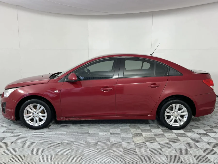 Used 2013 Chevrolet Cruze 1.6 L - WeBuyCars Mbombela