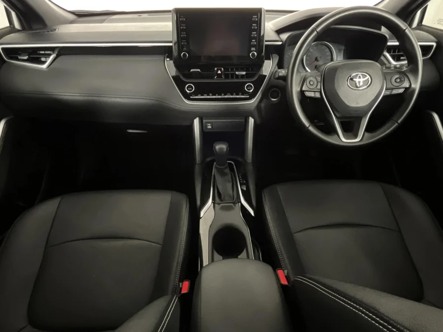 Used 2023 Toyota Corolla Cross 1.8 XS - WeBuyCars Gqeberha