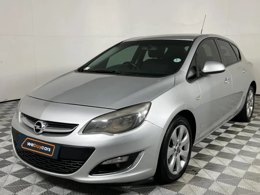Used 2014 Opel Astra hatch 1.6 Essentia - WeBuyCars Riverhorse Used 2014 Opel Astra hatch 1.6 Essentia - WeBuyCars Riverhorse