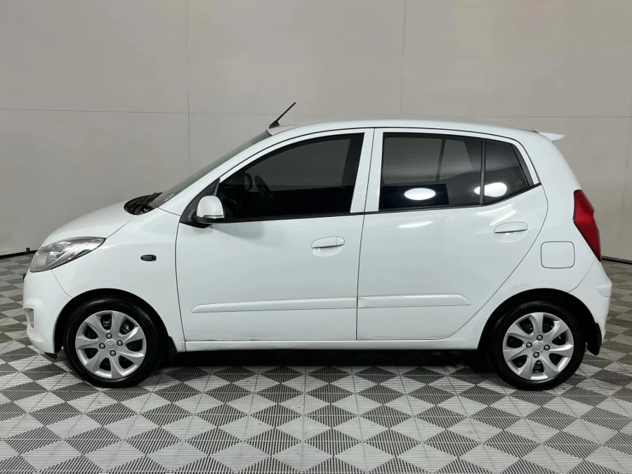 Used 2011 Hyundai i10 1.25 Fluid - WeBuyCars JHB South Used 2011 Hyundai i10 1.25 Fluid - WeBuyCars JHB South