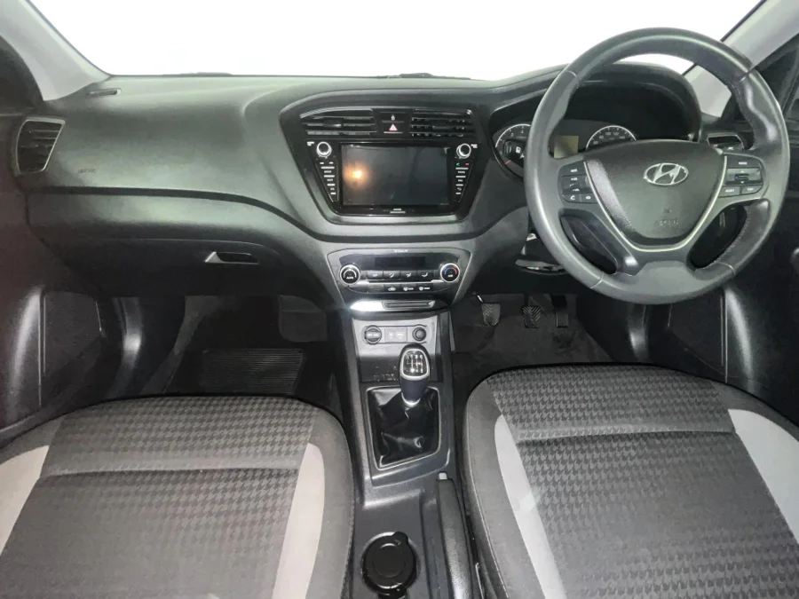 Used 2018 Hyundai i20 1.4 Fluid - WeBuyCars Durban Used 2018 Hyundai i20 1.4 Fluid - WeBuyCars Durban