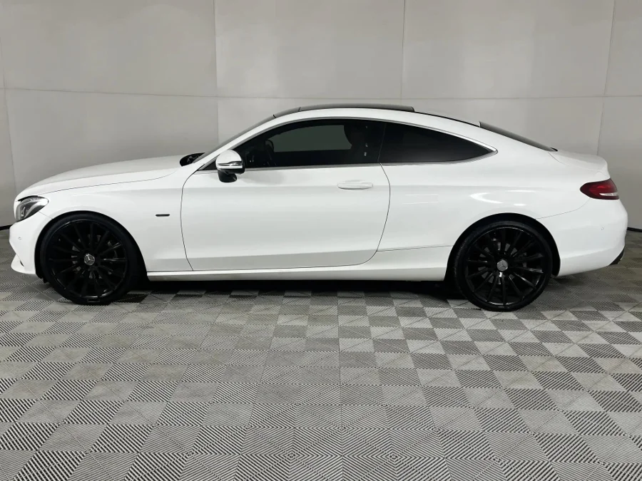 Used 2016 Mercedes-Benz C-Class C300 coupe AMG Line - WeBuyCars The Dome Used 2016 Mercedes-Benz C-Class C300 coupe AMG Line - WeBuyCars The Dome
