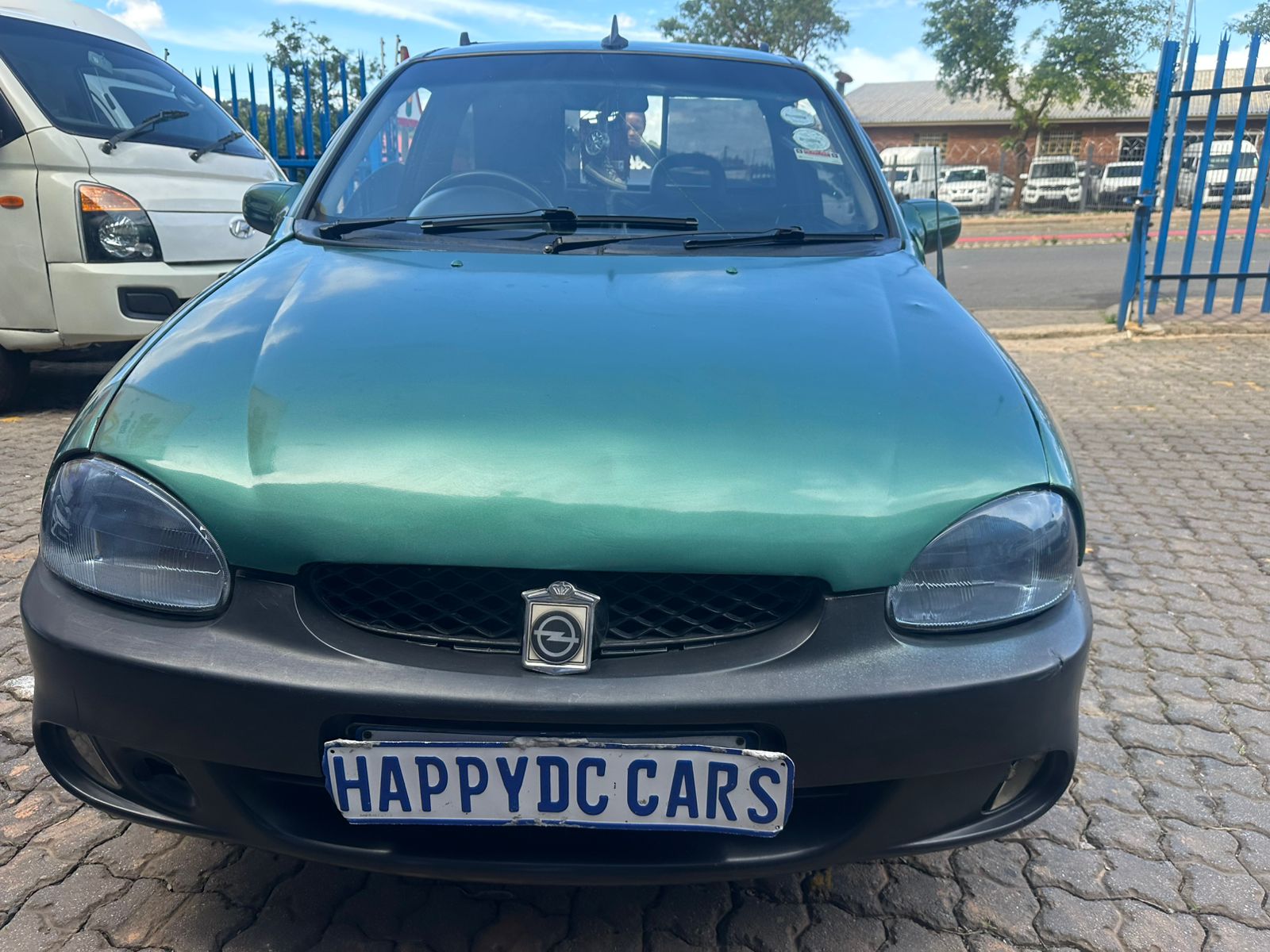 Used 2002 Chevrolet Corsa Utility 1.4