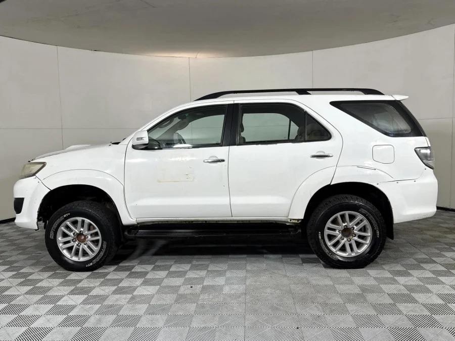 Used 2013 Toyota Fortuner 2.5D-4D - WeBuyCars Midstream
