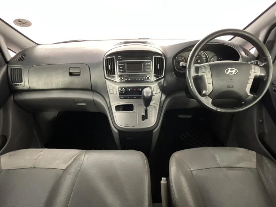 Used 2016 Hyundai H-1 2.5VGTi bus Elite 9-seater - WeBuyCars George