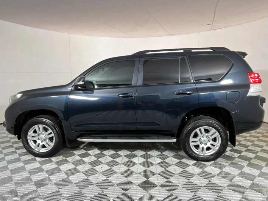 Used 2011 Toyota Land Cruiser Prado 3.0DT VX - WeBuyCars JHB South Used 2011 Toyota Land Cruiser Prado 3.0DT VX - WeBuyCars JHB South