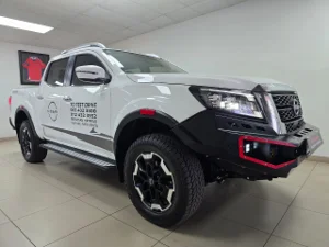 Used 2025 Nissan Navara 2.5DDTi double cab LE Plus