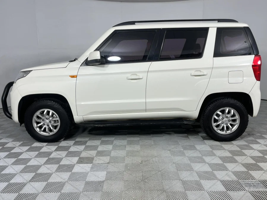 Used 2018 Mahindra TUV300 1.5CRDe T8 - WeBuyCars Silverlakes