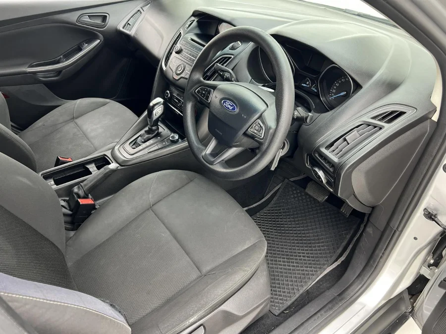 Used 2018 Ford Focus sedan 1.0T Ambiente auto - EBK Auto Used 2018 Ford Focus sedan 1.0T Ambiente auto - EBK Auto