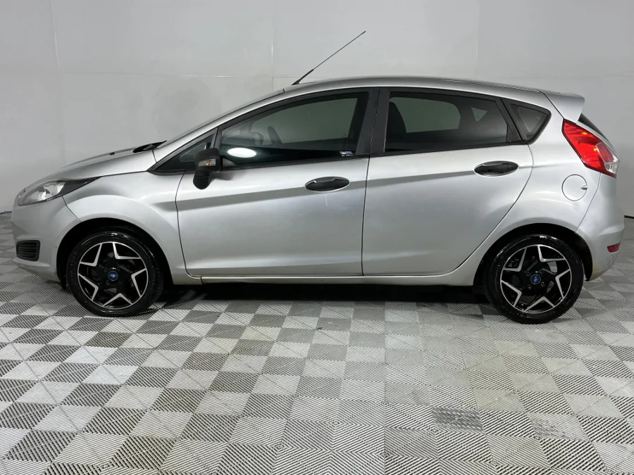 Used 2017 Ford Fiesta 5-door 1.0T Ambiente - WeBuyCars Silverlakes Used 2017 Ford Fiesta 5-door 1.0T Ambiente - WeBuyCars Silverlakes