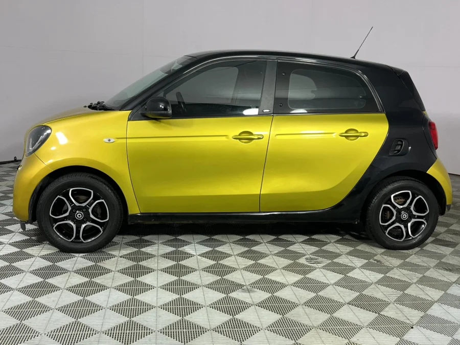 Used 2017 smart forfour 52kW prime - WeBuyCars Lansdowne