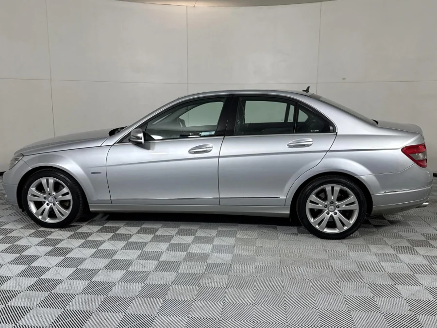 Used 2011 Mercedes-Benz C-Class C200CGI Avantgarde Touchshift - WeBuyCars Midstream Used 2011 Mercedes-Benz C-Class C200CGI Avantgarde Touchshift - WeBuyCars Midstream