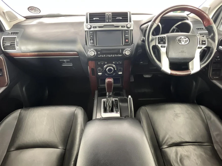 Used 2015 Toyota Land Cruiser Prado 4.0 VX - WeBuyCars Montana