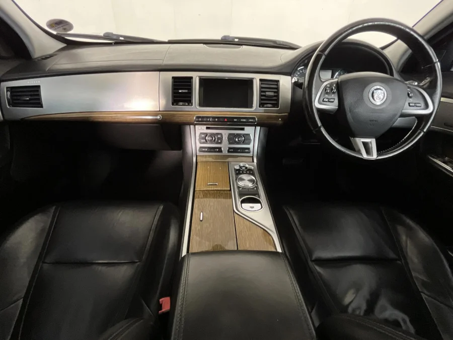 Used 2014 Jaguar XF 2.0 i4 Premium Luxury - WeBuyCars Gqeberha Used 2014 Jaguar XF 2.0 i4 Premium Luxury - WeBuyCars Gqeberha