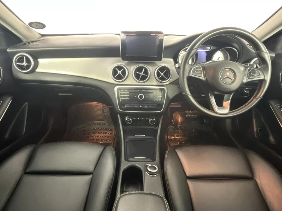 Used 2017 Mercedes-Benz GLA 200d auto - WeBuyCars George Used 2017 Mercedes-Benz GLA 200d auto - WeBuyCars George