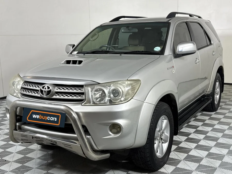 Used 2010 Toyota Fortuner 3.0D-4D 4x4 - WeBuyCars Midstream Used 2010 Toyota Fortuner 3.0D-4D 4x4 - WeBuyCars Midstream