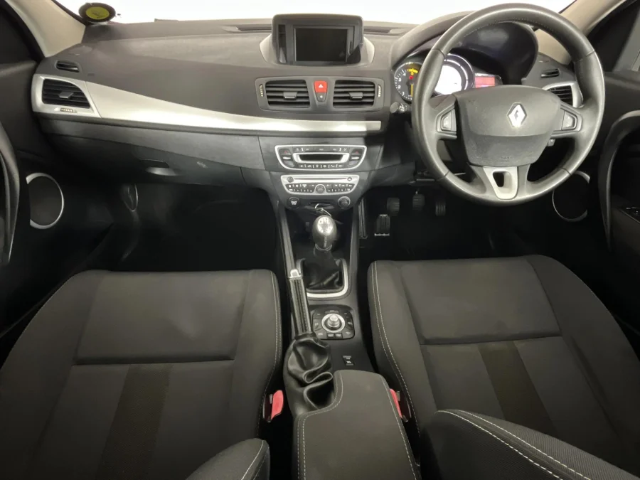 Used 2013 Renault Megane 1.6dCi Dynamique - WeBuyCars Gqeberha