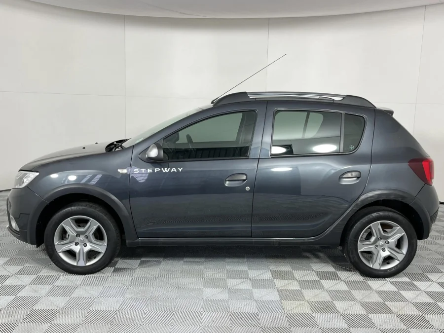 Used 2021 Renault Sandero 66kW turbo Stepway TechRoad - WeBuyCars Mbombela