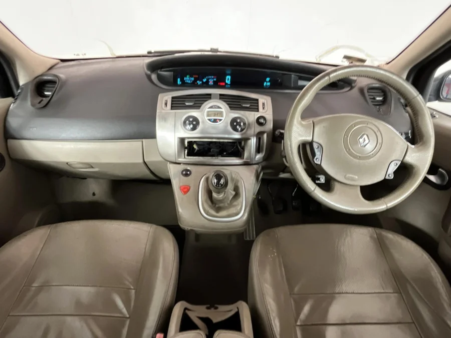 Used 2005 Renault Scenic Scénic 2.0 Privilege - WeBuyCars JHB South