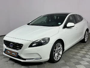 Used 2015 Volvo V40 T3 Elite
