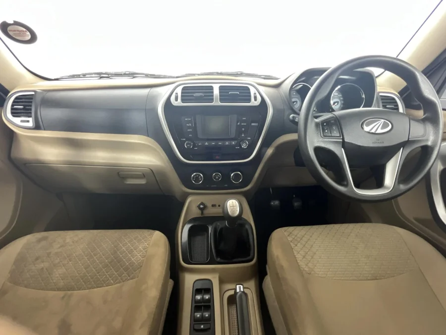 Used 2019 Mahindra TUV300 1.5CRDe T8 - WeBuyCars Montana