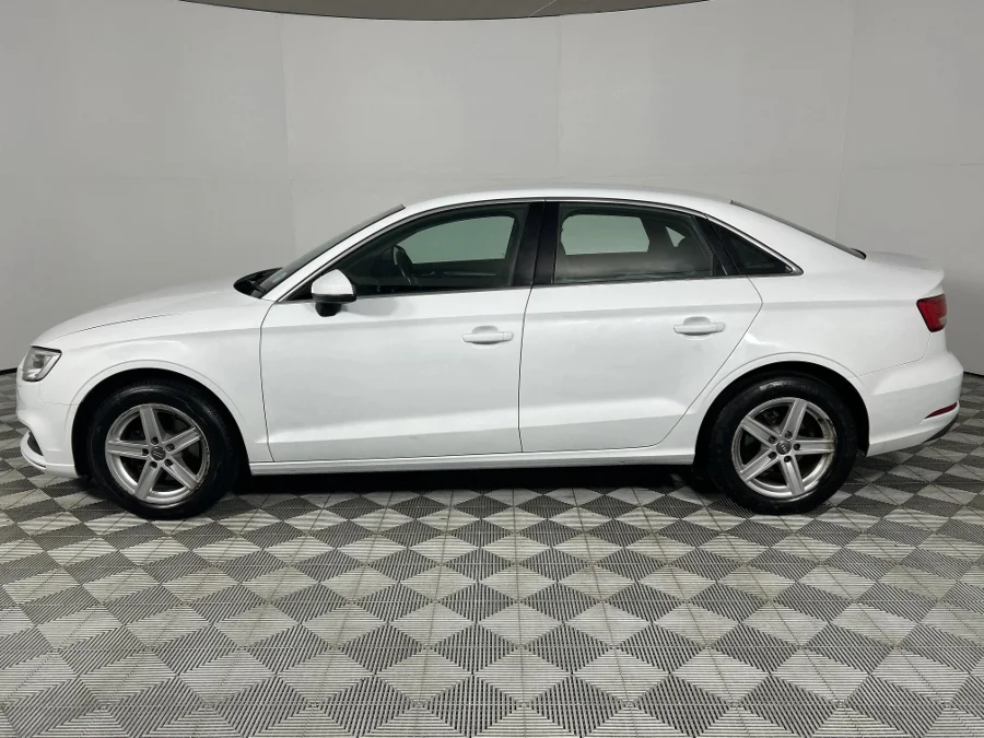Used 2019 Audi A3 Sportback 30TFSI S line - WeBuyCars Epping Used 2019 Audi A3 Sportback 30TFSI S line - WeBuyCars Epping