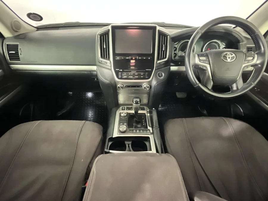 Used 2018 Toyota Land Cruiser 200 4.5D-4D V8 VX-R - WeBuyCars Brackenfell Cape Town