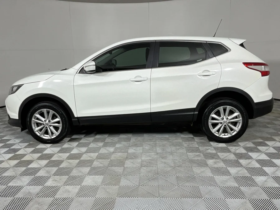Used 2016 Nissan Qashqai 1.2T Acenta - WeBuyCars The Dome