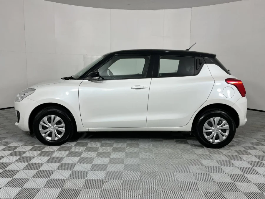 Used 2024 Suzuki Swift 1.2 GL manual - WeBuyCars Gqeberha
