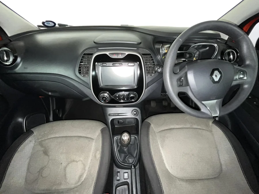 Used 2016 Renault Captur 66kW turbo Dynamique - WeBuyCars Mbombela