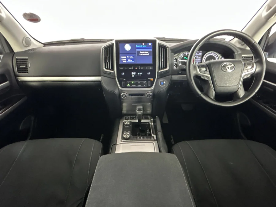 Used 2020 Toyota Land Cruiser 200 4.5D-4D V8 VX-R - WeBuyCars Richmond