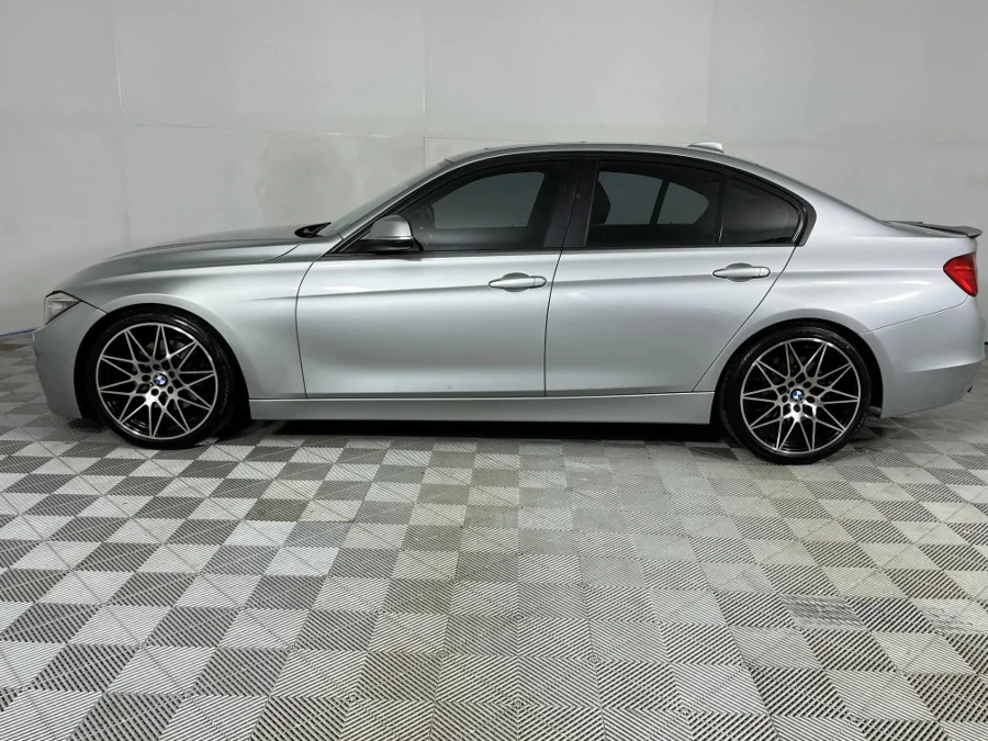 Used 2014 BMW 3 Series 330d M Sport sports-auto - WeBuyCars Silverlakes Used 2014 BMW 3 Series 330d M Sport sports-auto - WeBuyCars Silverlakes