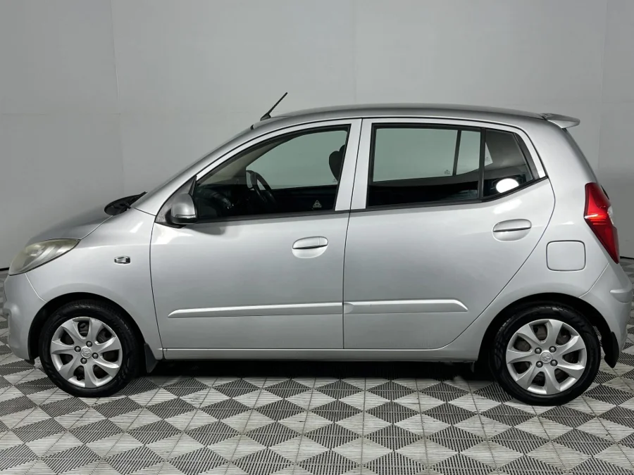 Used 2012 Hyundai i10 1.25 Fluid - WeBuyCars Lansdowne